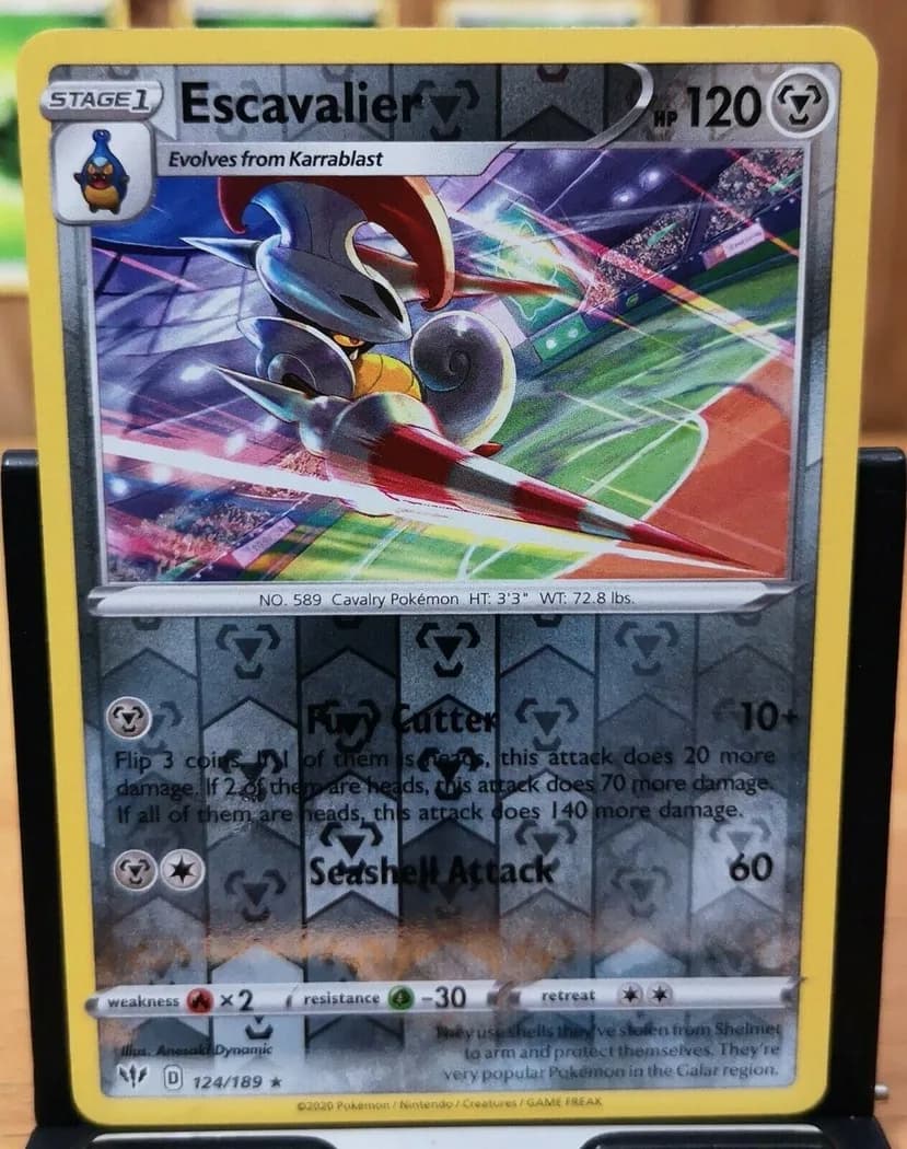 Escavalier reverse holo card front, Darkness Ablaze 124/189