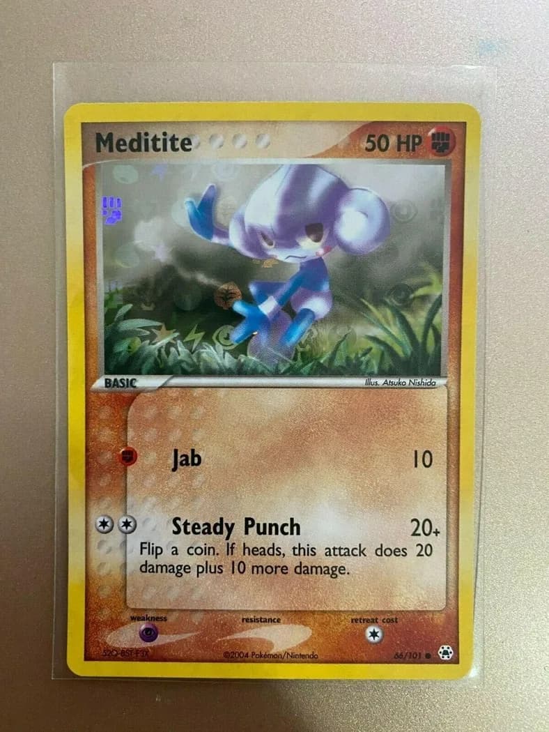 EX Hidden Legends Meditite reverse holo card front, 66/101