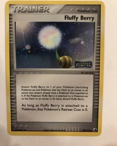Fluffy Berry reverse holo card front, EX Unseen Forces 85/115