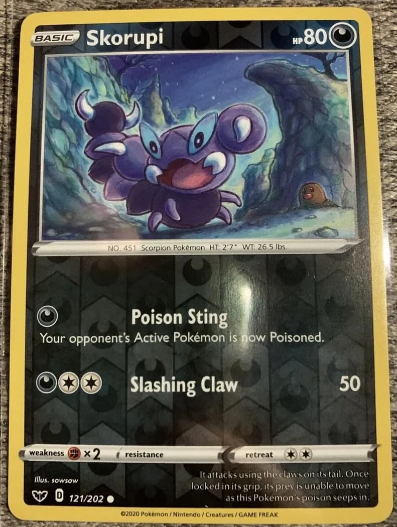 Skorupi reverse holo card front, Sword & Shield 121/202