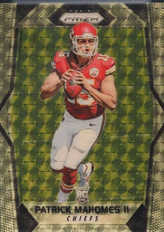 2017 Panini Prizm Patrick Mahomes #269 Gold Vinyl card front