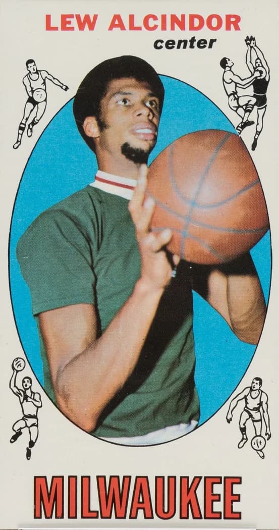 1969-70 Topps Lew Alcindor #25 card front