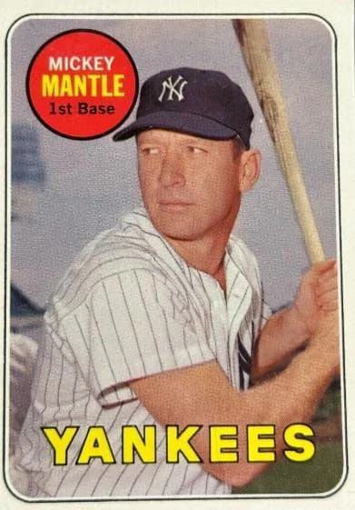 1969 Topps Mickey Mantle #500 (yellow name lettering) card front