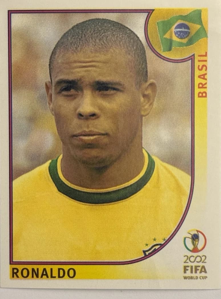 2002 Panini FIFA World Cup Korea/Japan sticker Ronaldo #184 sticker front