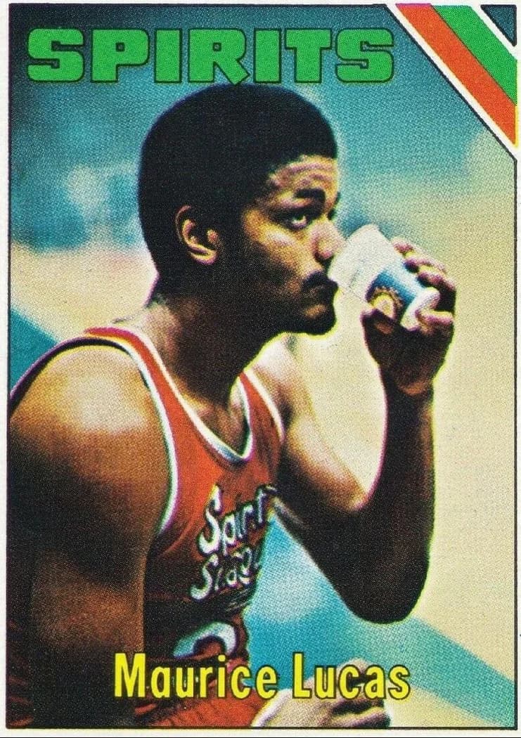 1975-76 Topps Maurice Lucas #302 card front
