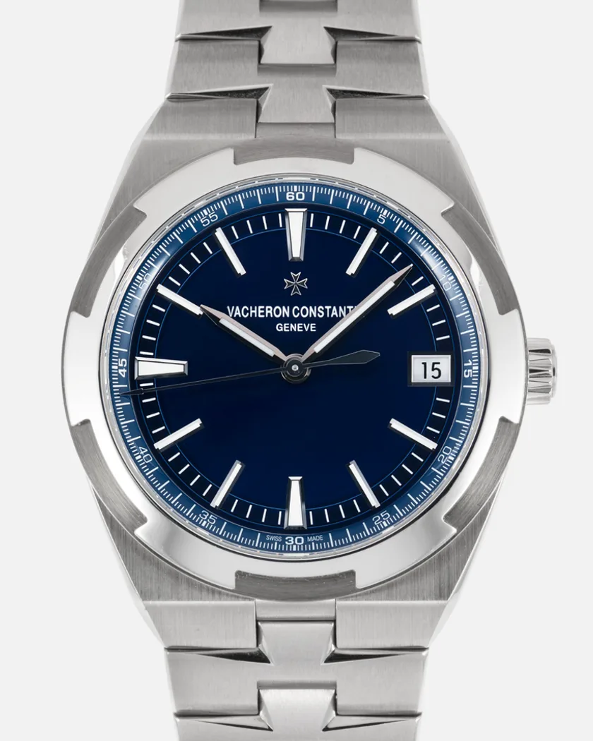 Vacheron Constantin Overseas ref. 4500V, steel, blue dial, watch front