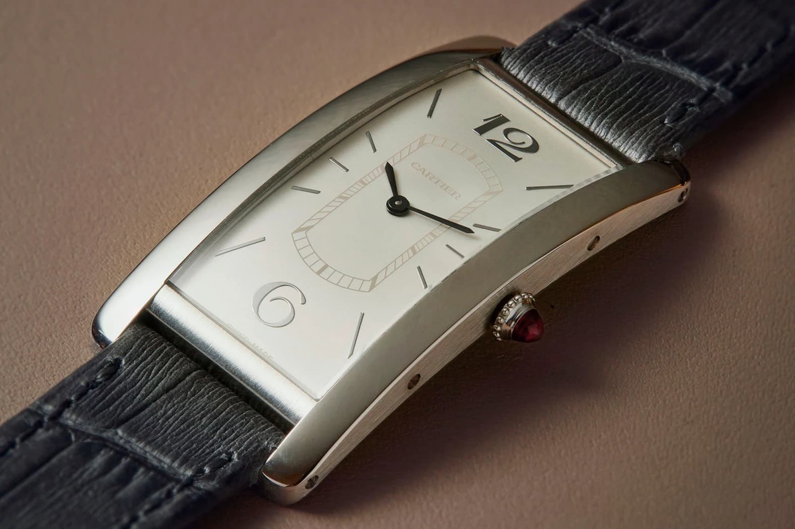 Cartier Tank Cintrée ref. WGTA0027 watch front
