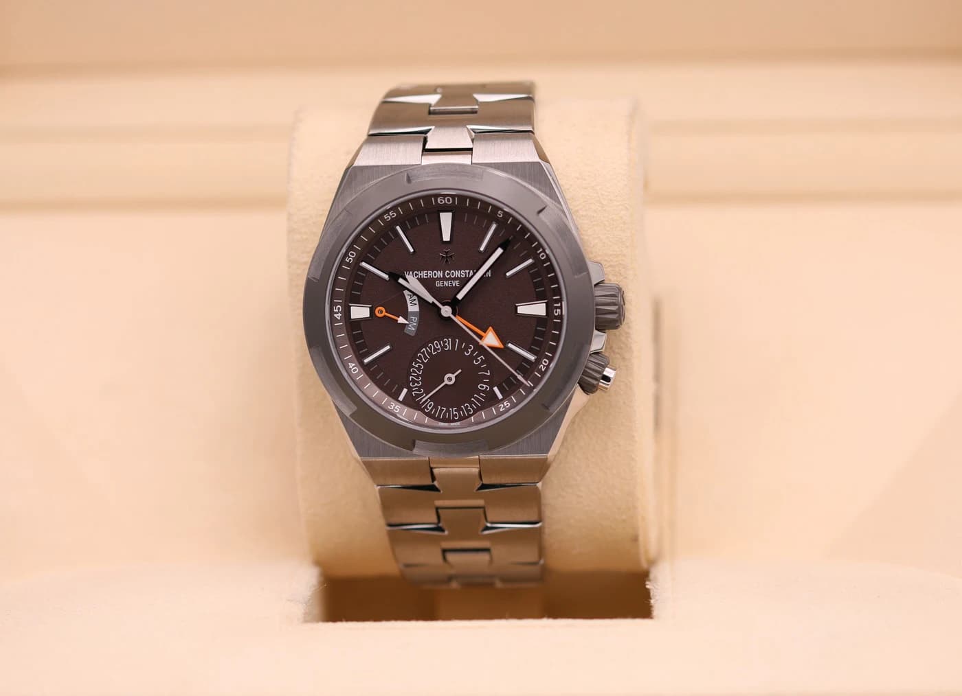 Vacheron Constantin Dual Time Cardinal Points ref. 7930V/210T-H072 watch front