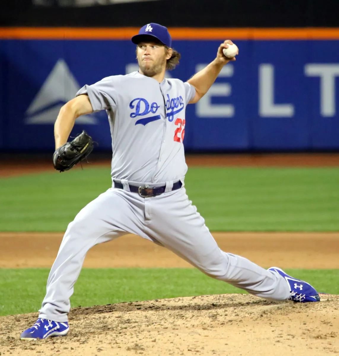 Clayton Kershaw pitching for the Los Angeles Dodgers, 2015