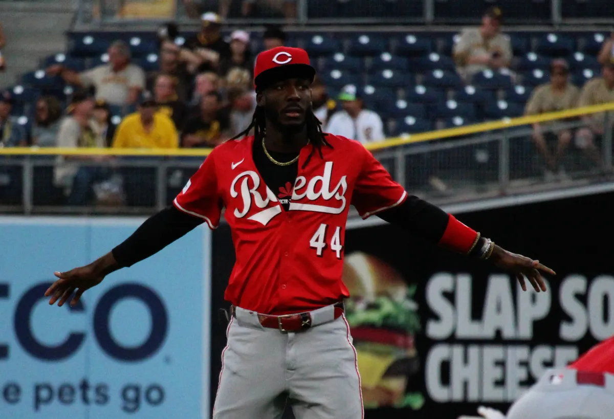 Elly De La Cruz in a Cincinnati Reds uniform, 2025